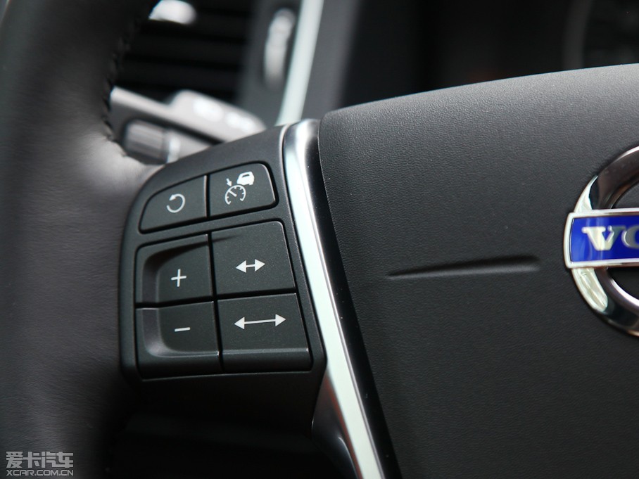 2013���֠���V60 2.0T T5 �����