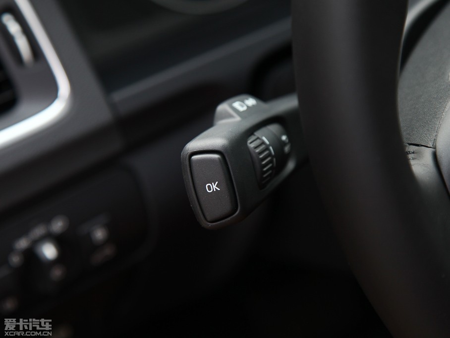 2013���֠���V60 2.0T T5 �����