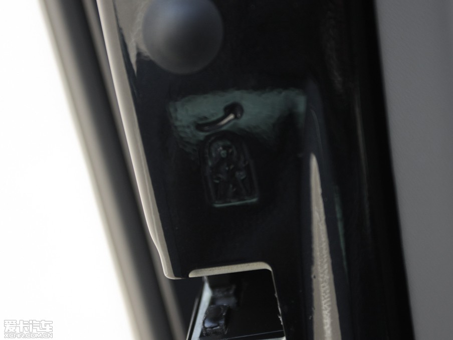 2013֠V60 2.0T T5 Ű