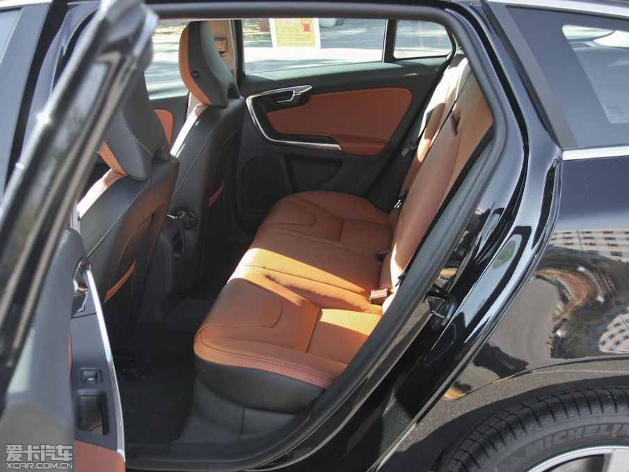 2013֠V60 2.0T T5 Ű