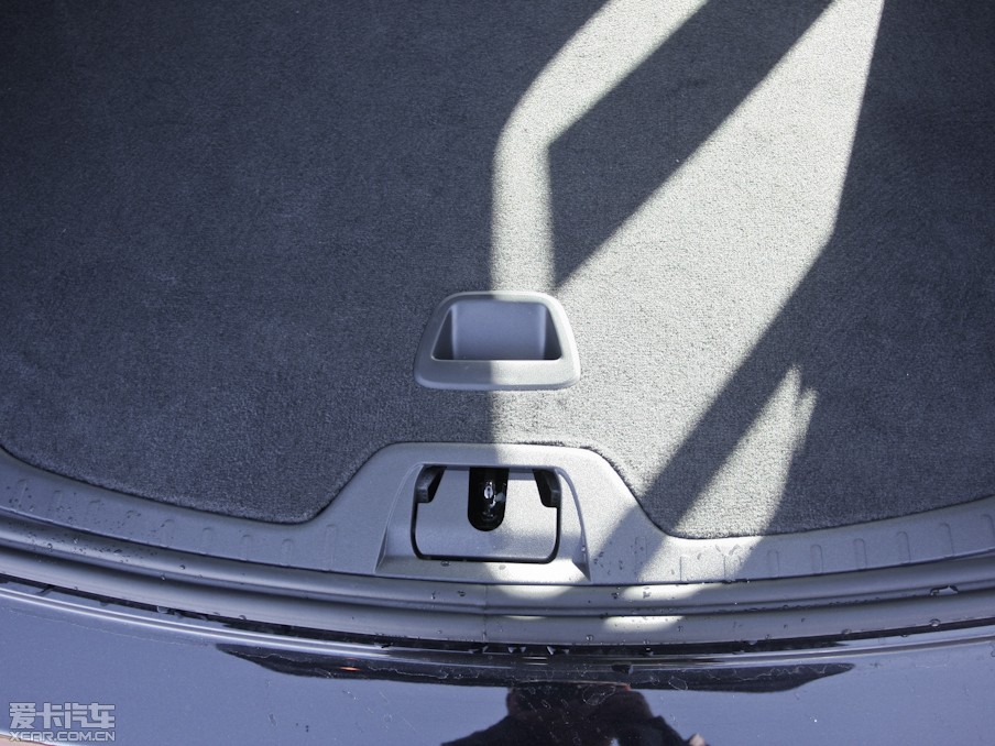 2013֠V60 2.0T T5 Ű