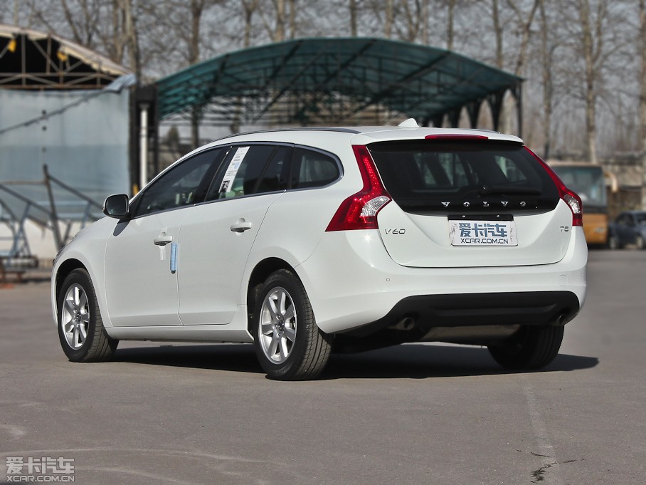 2013֠V60 2.0T T5 а