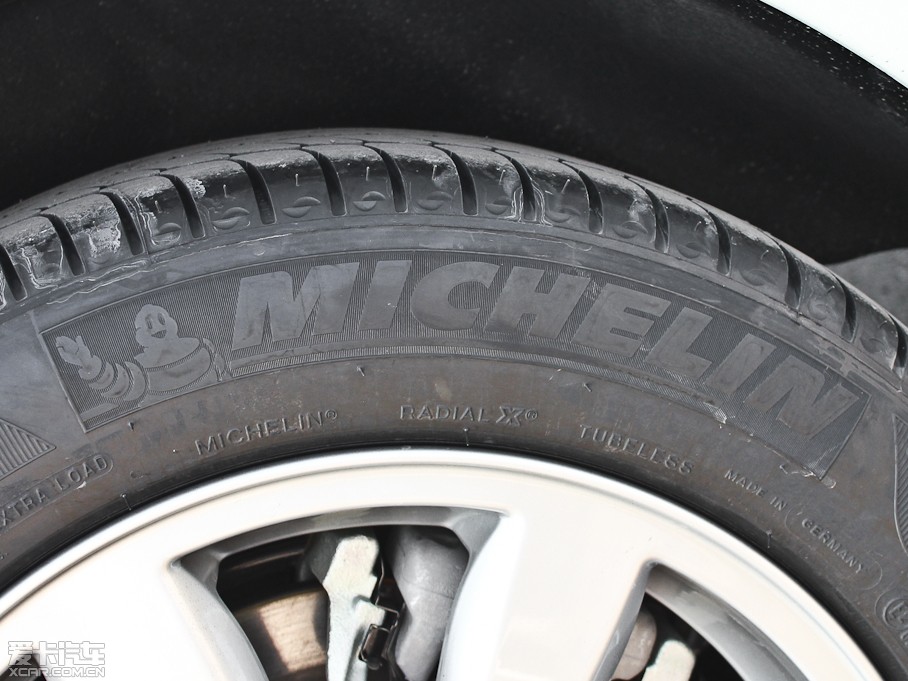 2013֠V60 2.0T T5 а