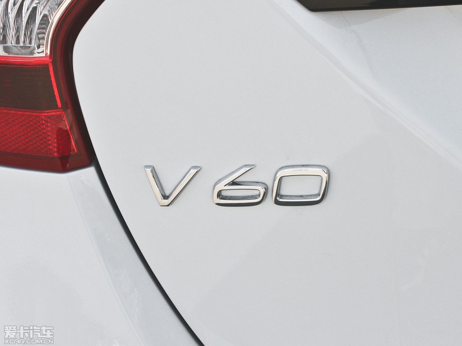 2013֠V60 2.0T T5 а