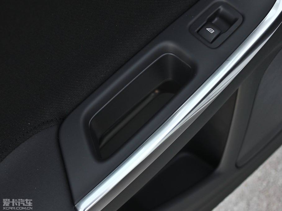 2013֠V60 2.0T T5 а