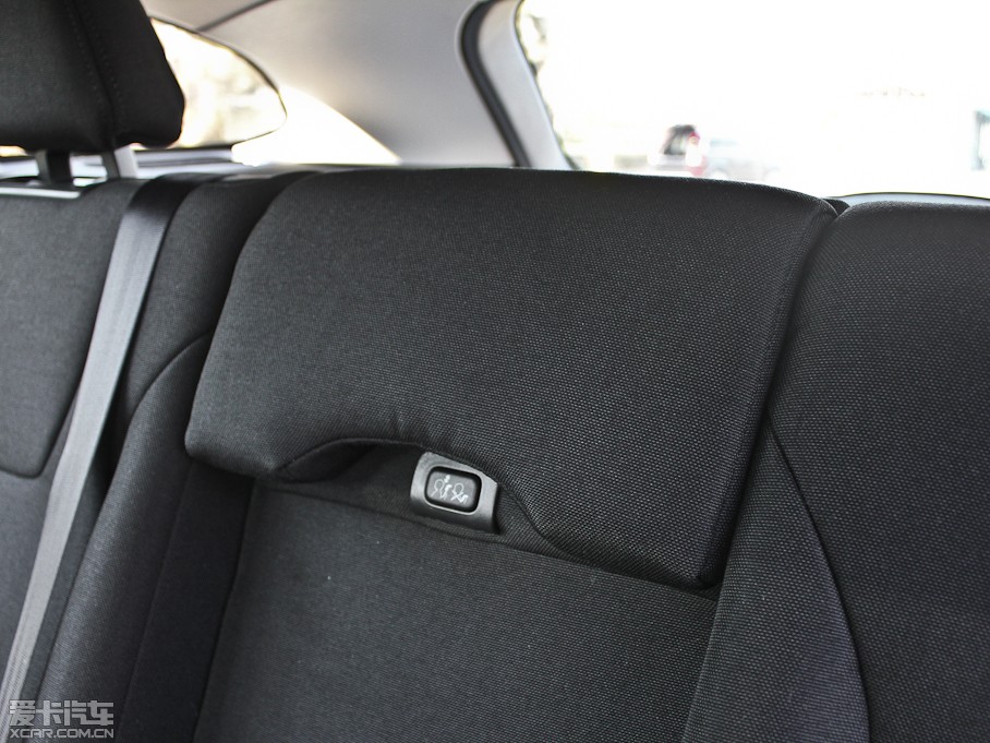 2013֠V60 2.0T T5 а