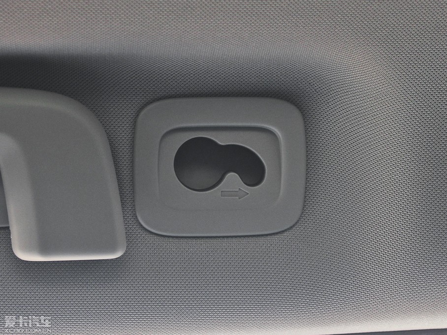 2013֠V60 2.0T T5 а