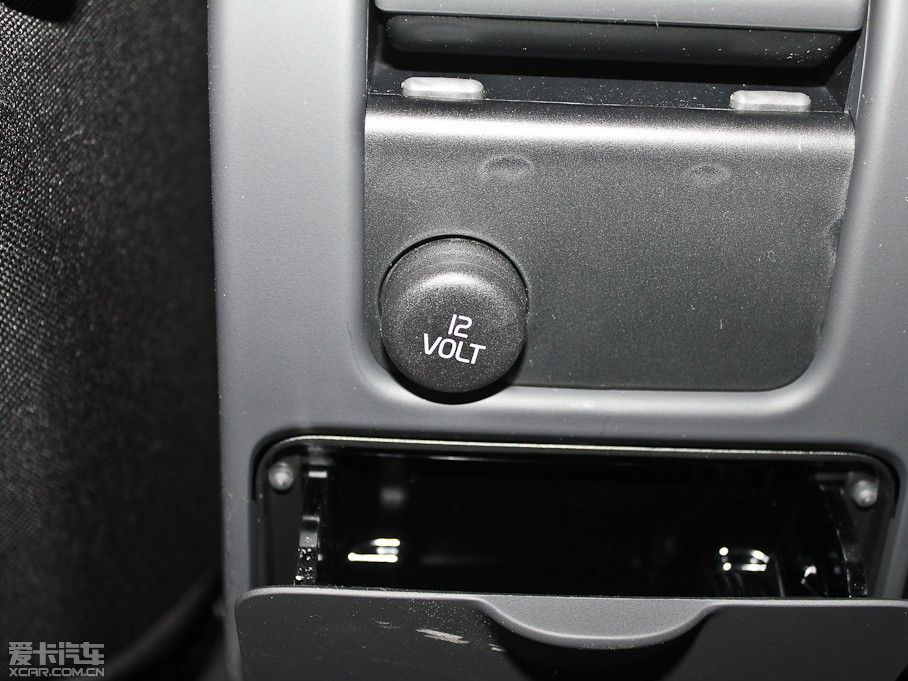 2013֠V60 2.0T T5 а