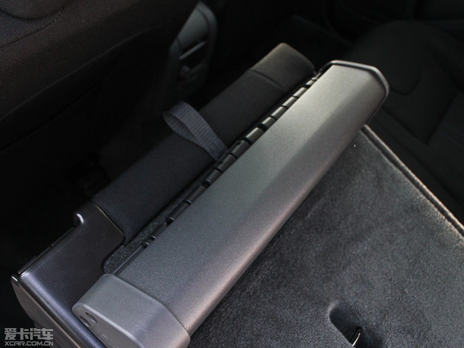 2013֠V60 2.0T T5 а