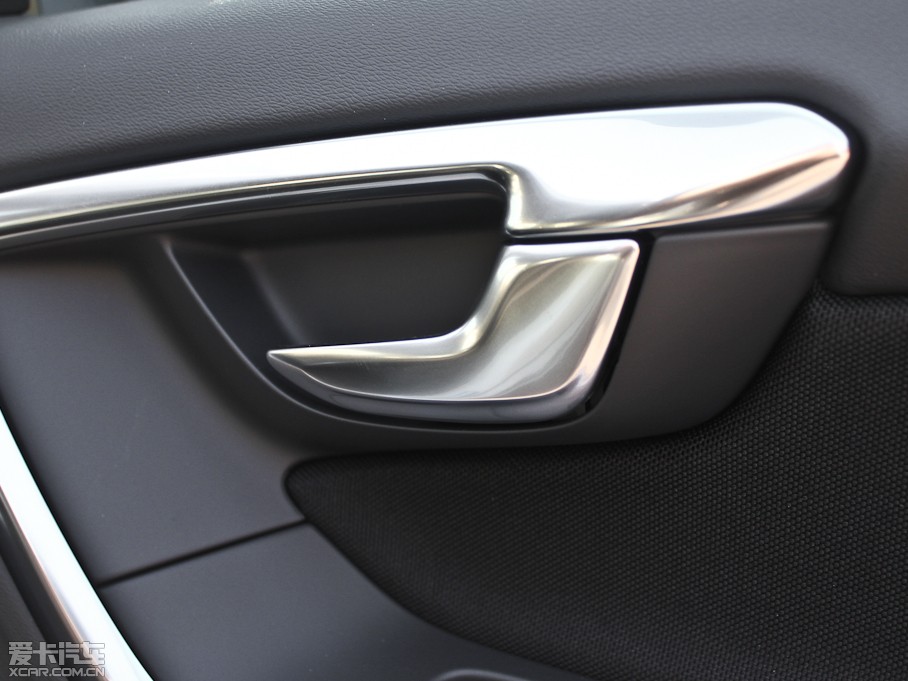 2013֠V60 2.0T T5 а