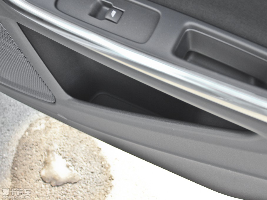 2013֠V60 2.0T T5 а