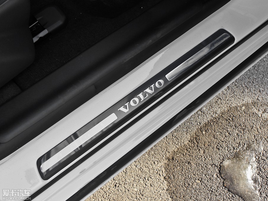 2013֠V60 2.0T T5 а