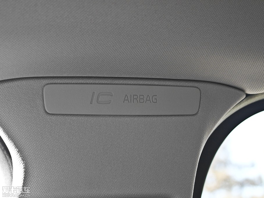 2013֠V60 2.0T T5 а