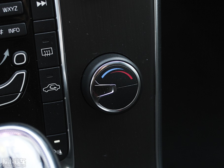 2013֠V60 2.0T T5 а