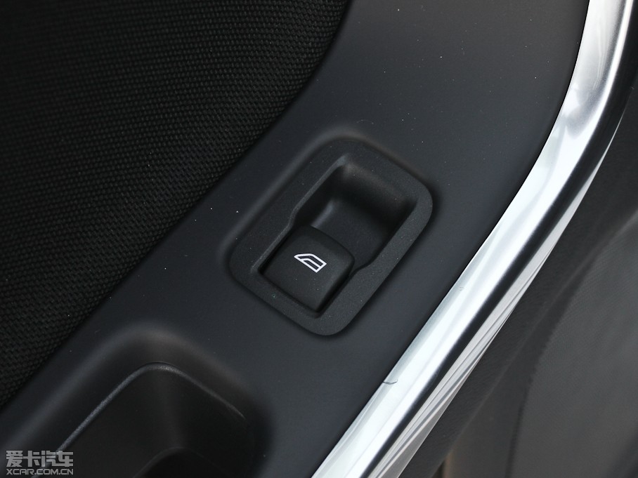 2013֠V60 2.0T T5 а