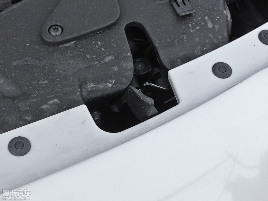 2013֠V60 2.0T T5 а