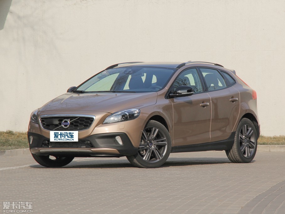 ǰݺý屨ֶǰΪֶV40 Cross Country䱸Drive-EϵT5ʿɴ180kW䱸ϵͳ