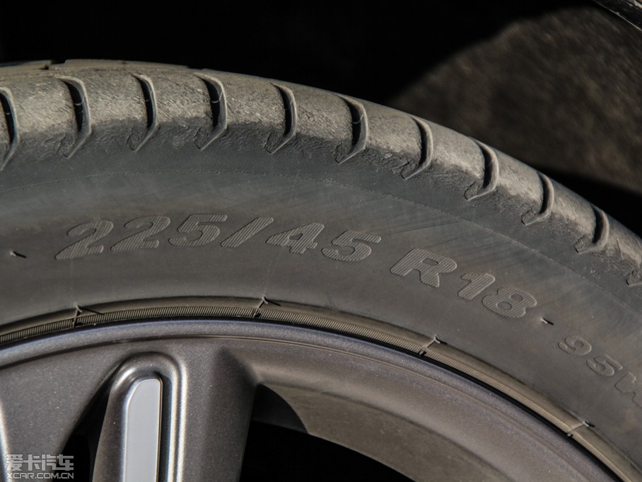 2014��V40 Cross Country 2.0T T5 ���(q��)�����