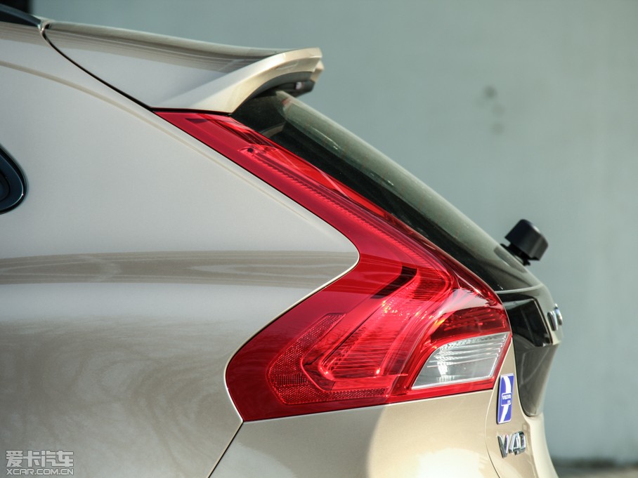 2014��V40 Cross Country 2.0T T5 ���(q��)�����