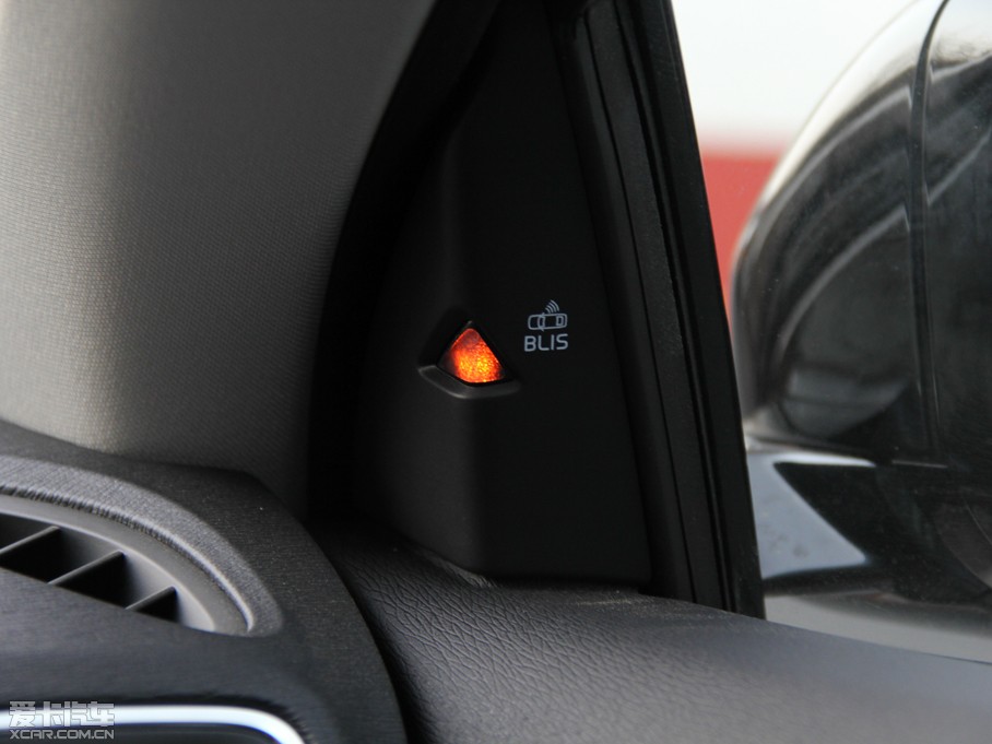 2014��V40 Cross Country 2.0T T5 ��������