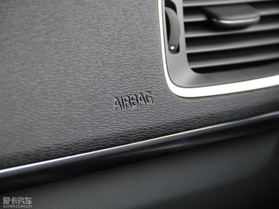 2014��V40 Cross Country 2.0T T5 ���(q��)�����