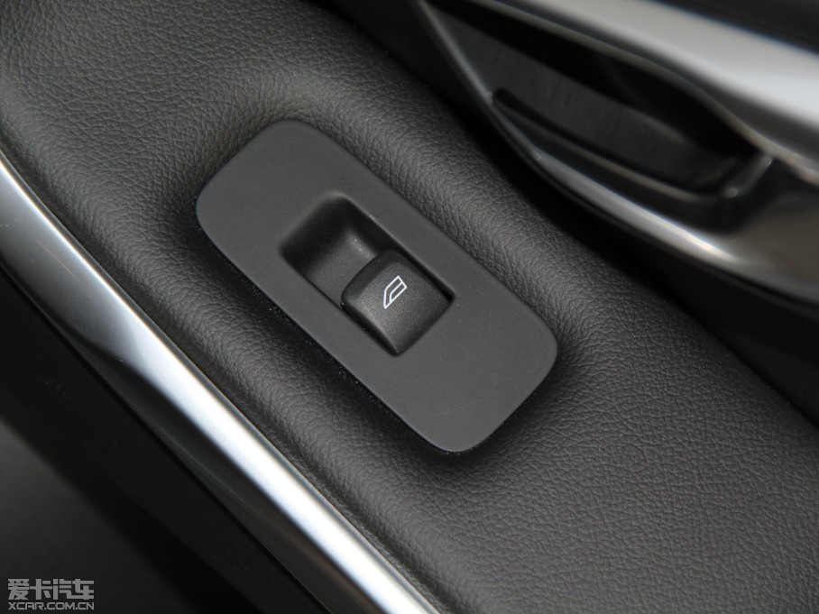 2014��V40 Cross Country 2.0T T5 ��������