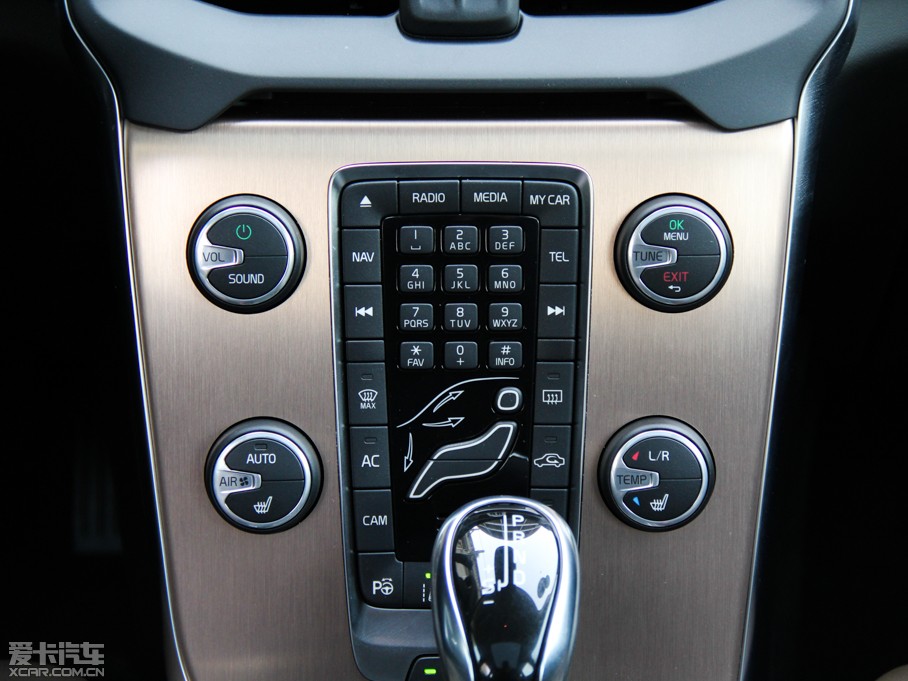 2014��V40 Cross Country 2.0T T5 ��������