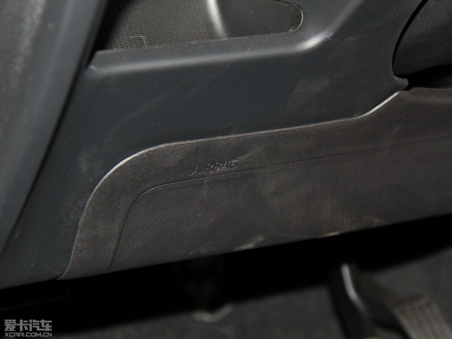 2014��V40 Cross Country 2.0T T5 ���(q��)�����