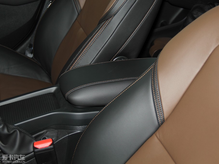 2014��V40 Cross Country 2.0T T5 ��������