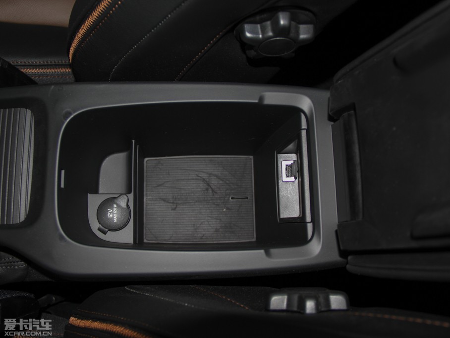 2014��V40 Cross Country 2.0T T5 ��������