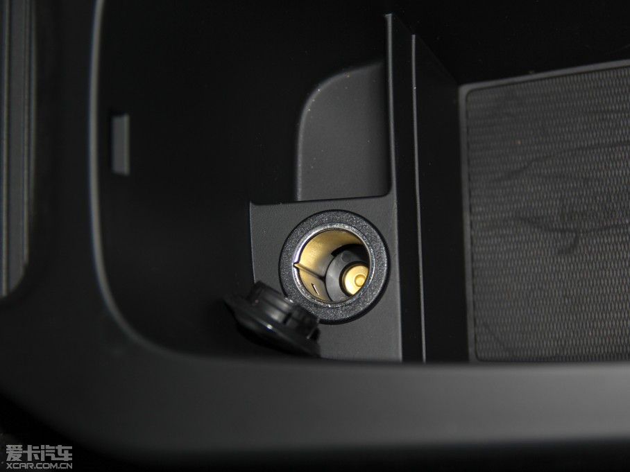 2014��V40 Cross Country 2.0T T5 ��������