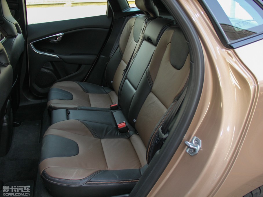 2014��V40 Cross Country 2.0T T5 ��������