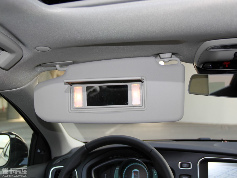 2014��V40 Cross Country 2.0T T5 ��������