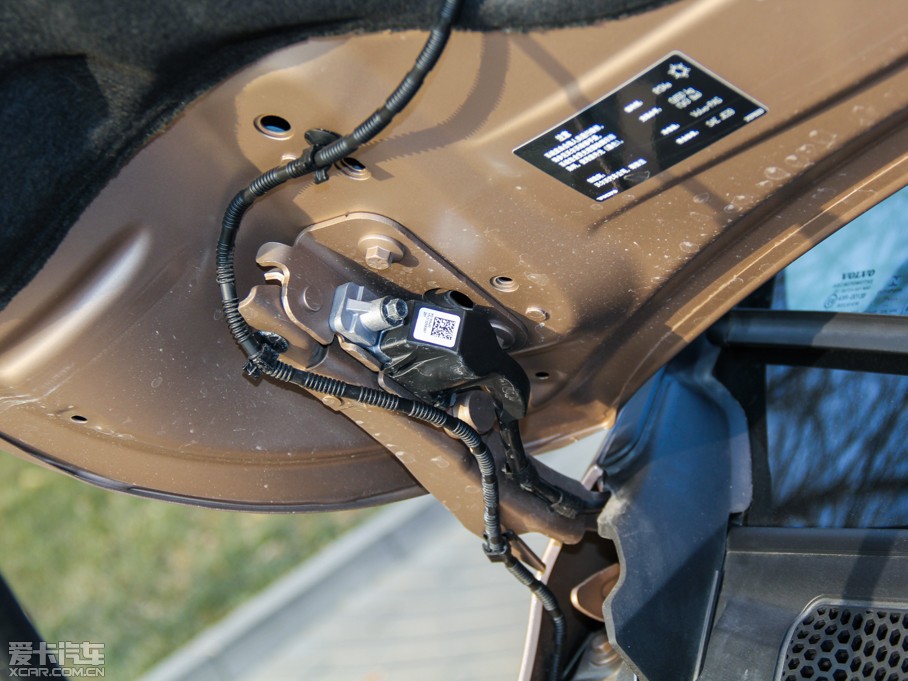 2014��V40 Cross Country 2.0T T5 ��������