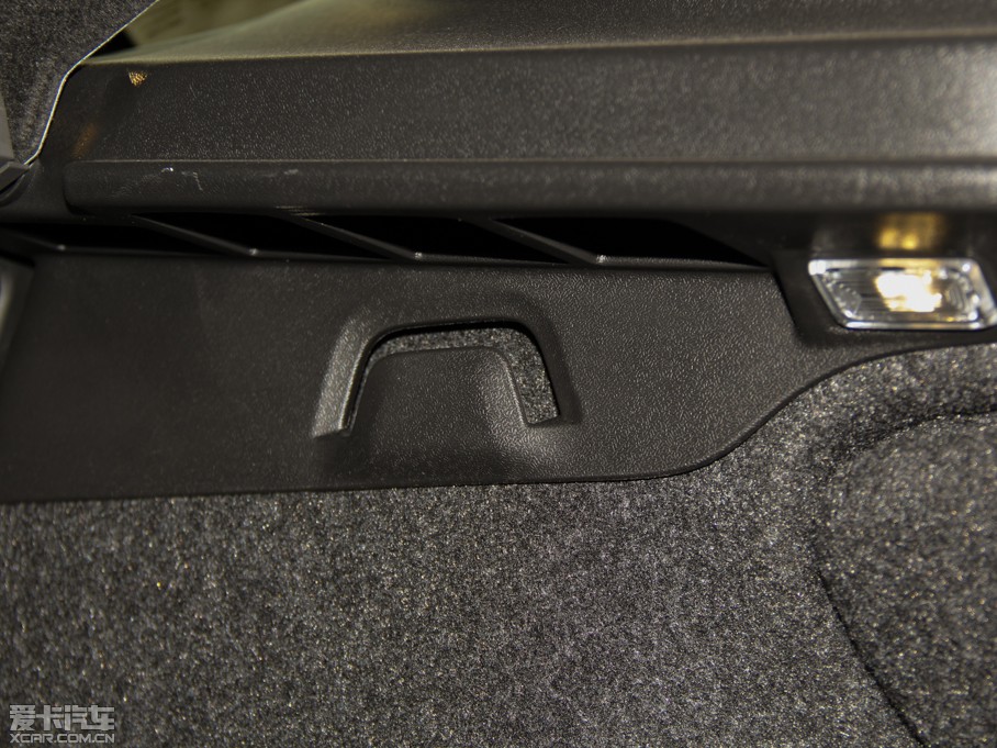 2014��V40 Cross Country 2.0T T5 ��������