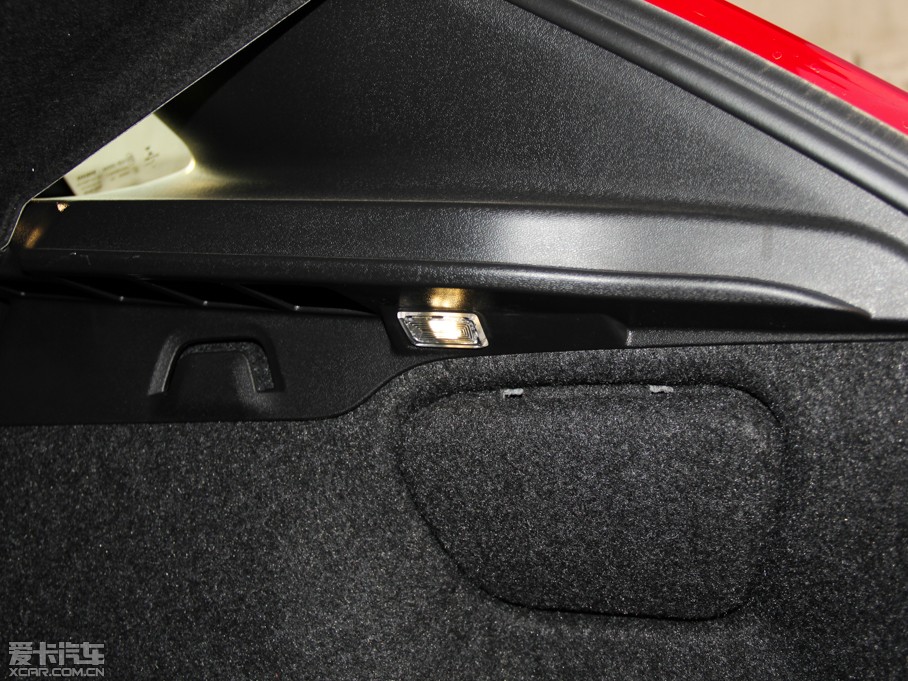 2014��V40 Cross Country 2.0T T5 ��������