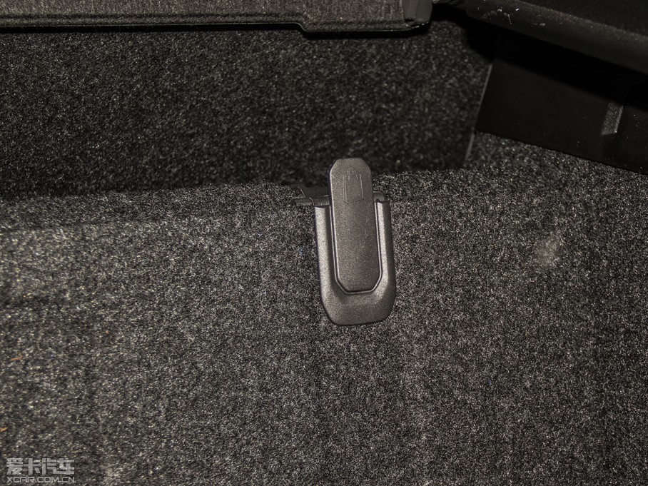 2014��V40 Cross Country 2.0T T5 ���(q��)�����