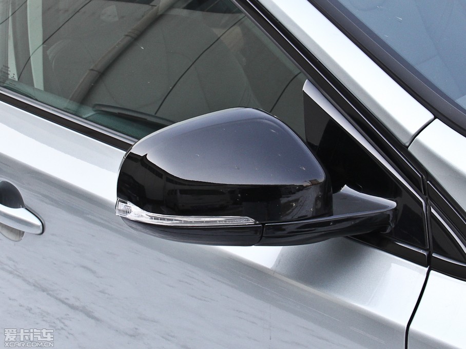 2014��V40 Cross Country 2.0T T5 ���(q��)���Ű�