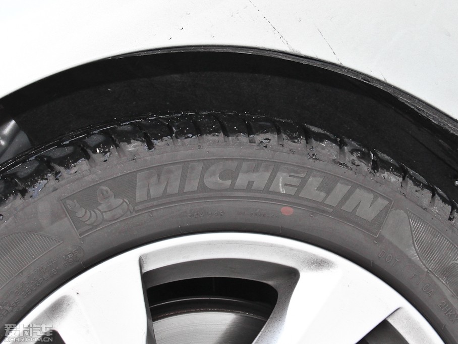 2014��V40 Cross Country 2.0T T5 ���(q��)���Ű�