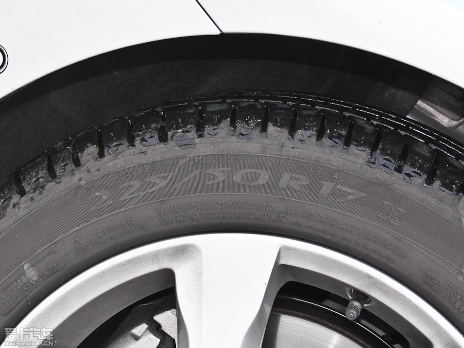 2014��V40 Cross Country 2.0T T5 ������Ű�