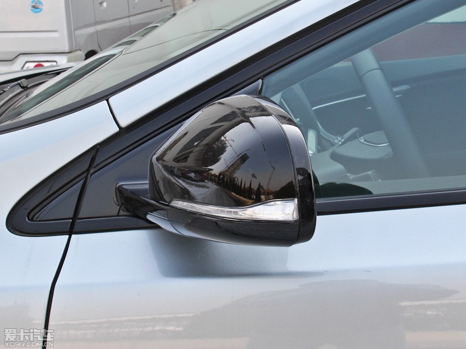 2014��V40 Cross Country 2.0T T5 ���(q��)���Ű�