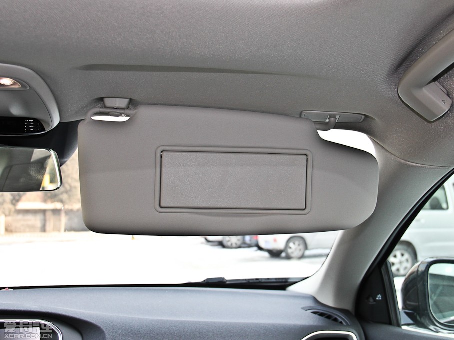 2014��V40 Cross Country 2.0T T5 ���(q��)���Ű�