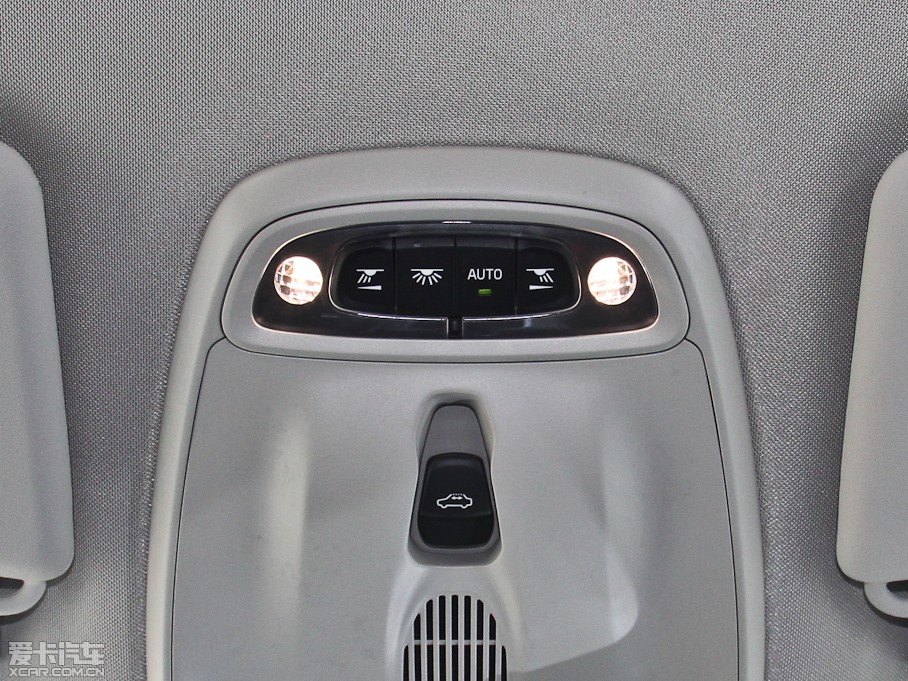 2014��V40 Cross Country 2.0T T5 ������Ű�