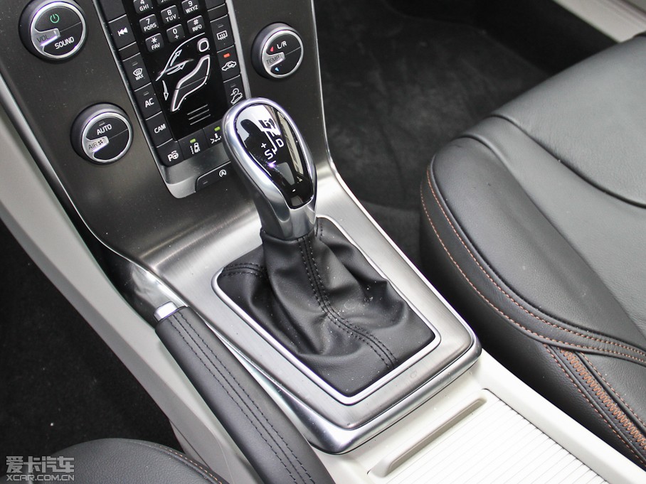 2014��V40 Cross Country 2.0T T5 ������Ű�