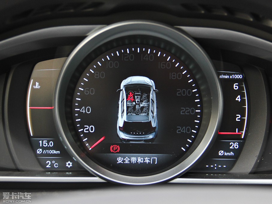 2014V40 Cross Country 2.0T T5 Ű