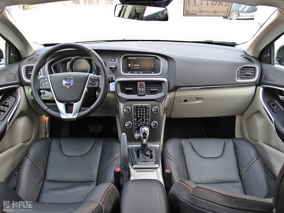 2014V40 Cross Country 2.0T T5 (q)Ű