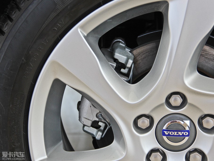 2014V40 Cross Country 2.0T ݰ