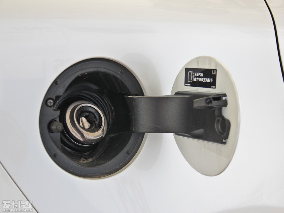 2014V40 Cross Country 2.0T ݰ