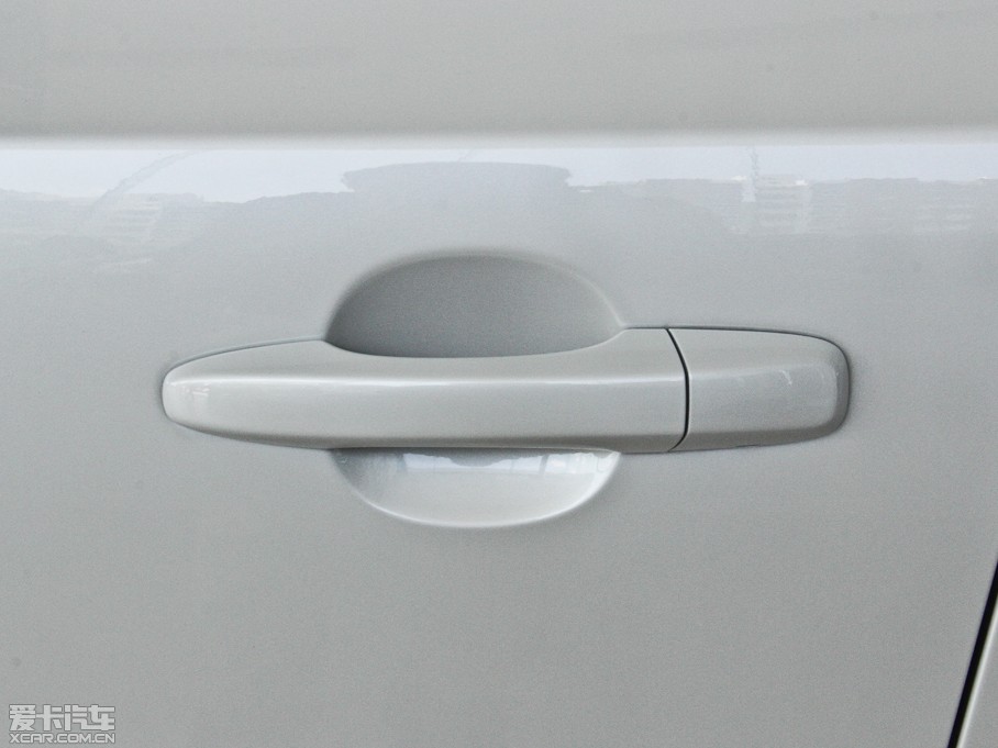 2014V40 Cross Country 2.0T ݰ