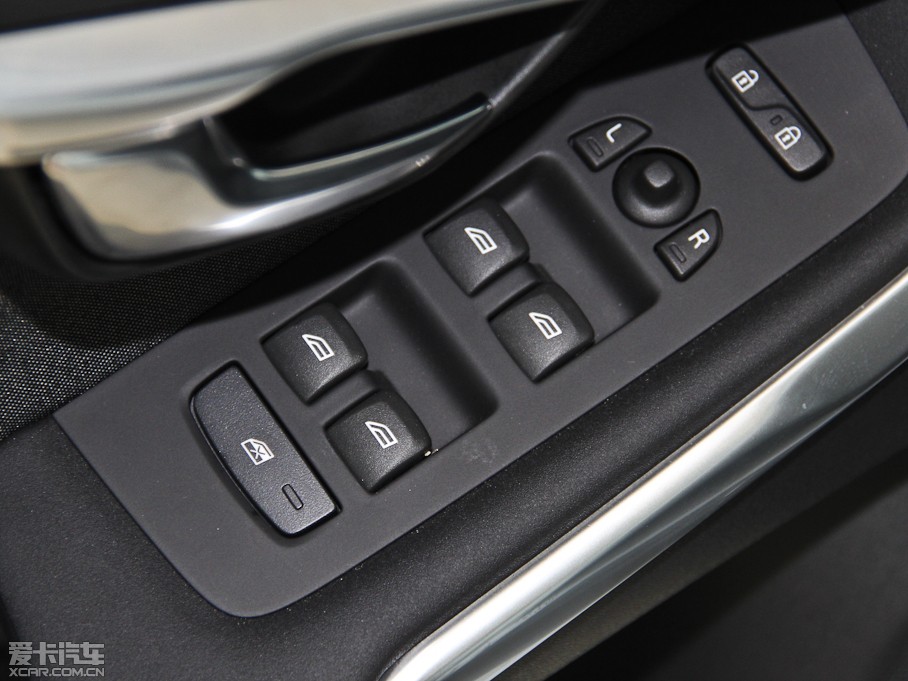 2014��V40 Cross Country 2.0T ���ݰ�